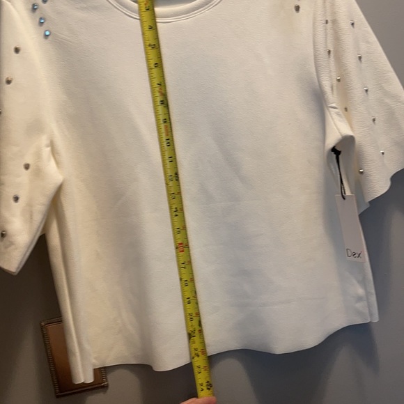 Ivory decorative top - Picture 7 of 9